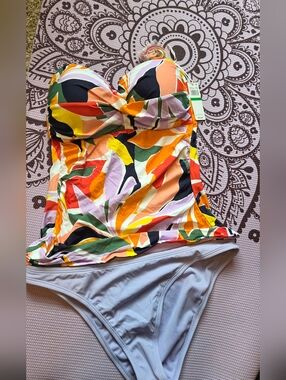 Anne Cole Multicolor Abstract Tankini Top with Green, Red, Yellow and Peach
